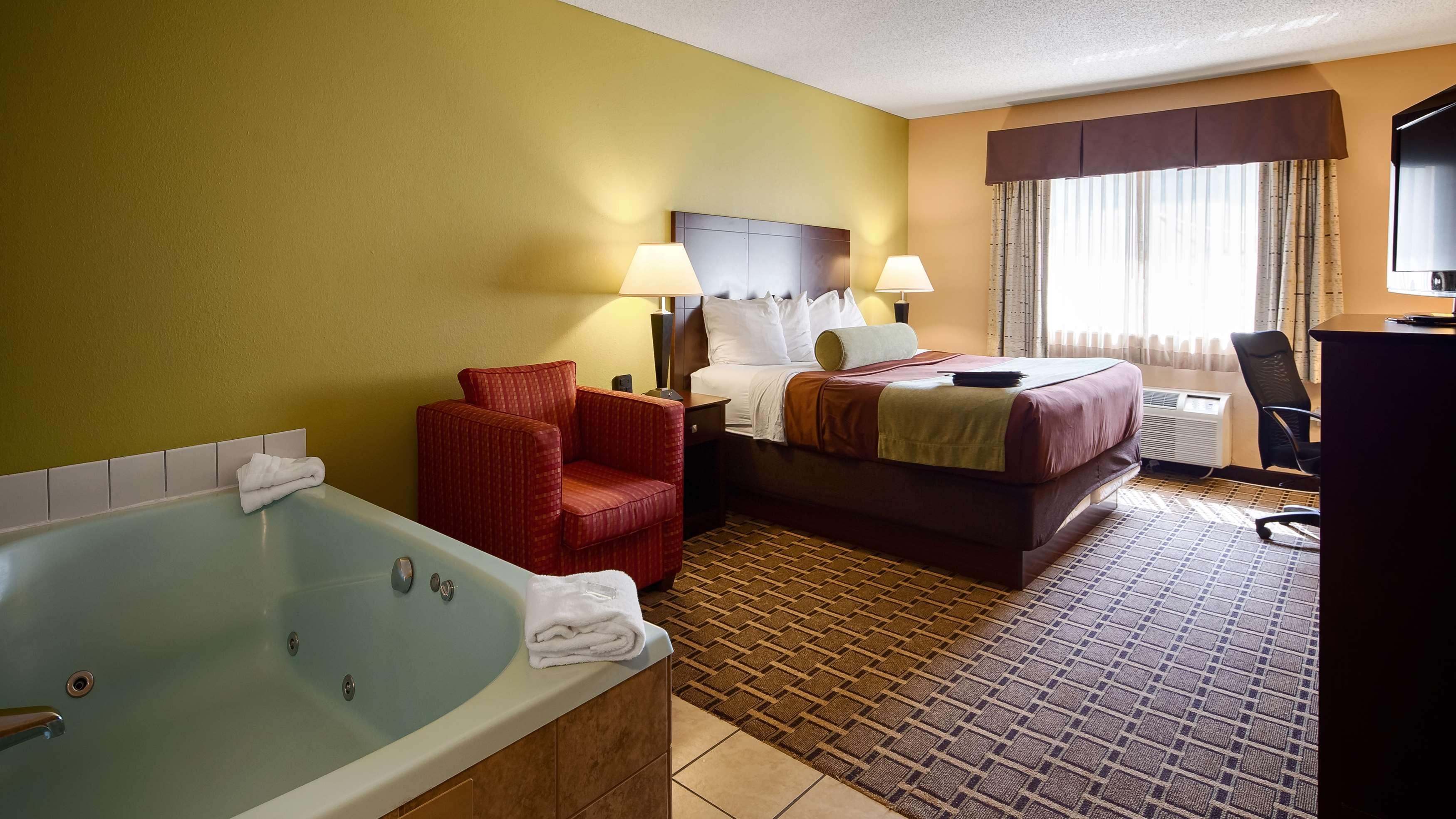 Best Western Plus Executive Inn St. Marys Bagian luar foto