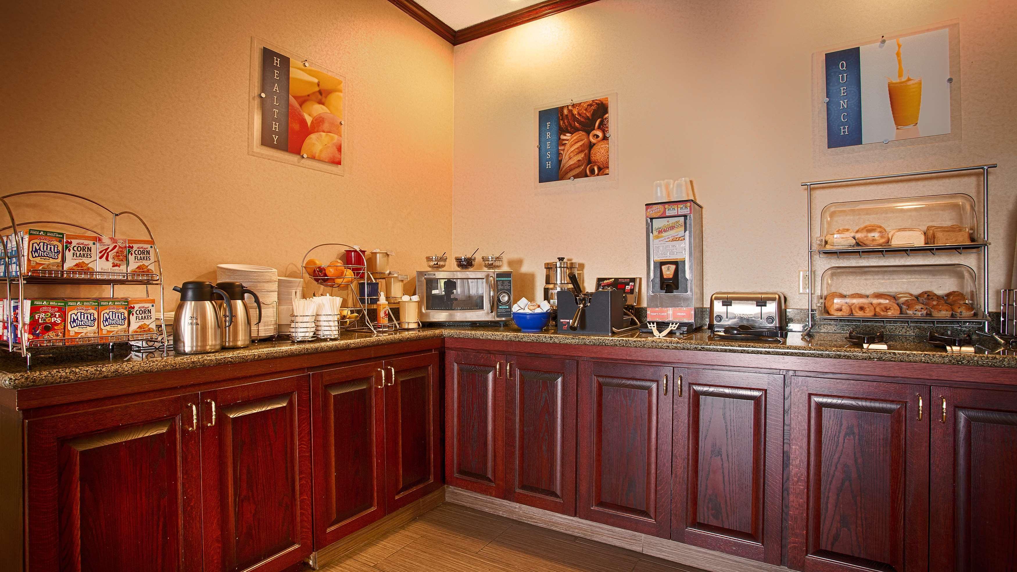Best Western Plus Executive Inn St. Marys Bagian luar foto